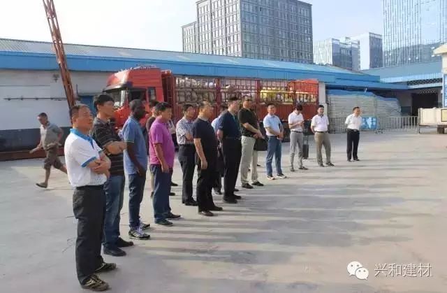 桂东|记事|湖北省住建厅、设计院领导及专家一行 莅临星河集团参观指导